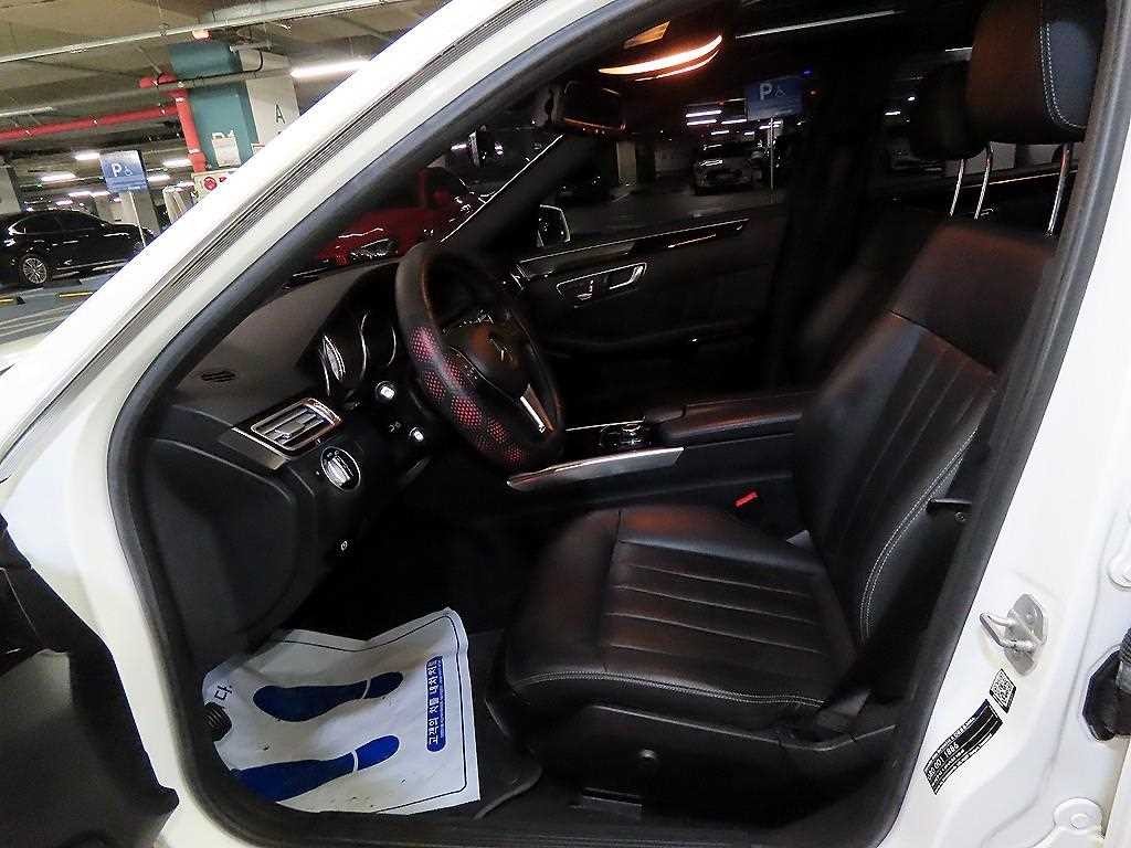 벤츠 E 클래스 E-클래스 W212 E220 블루텍 아방가르드 이미지 6