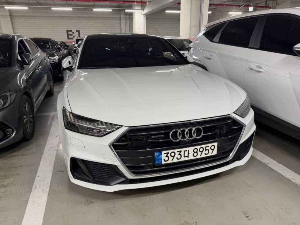 아우디 A7 A7 (4K) 55 TFSI 콰트로 프리미엄 이미지 1
