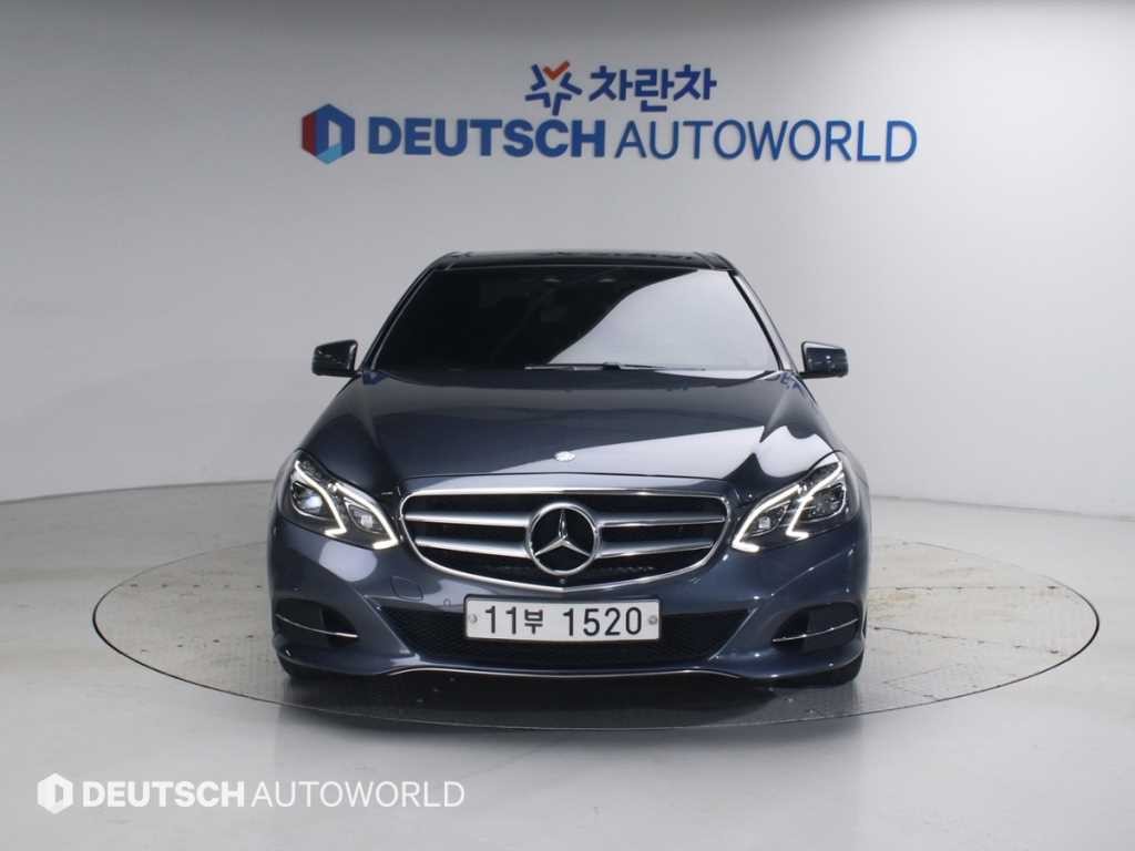 벤츠 E 클래스 E-클래스 W212 E300 4MATIC 아방가르드 이미지 3