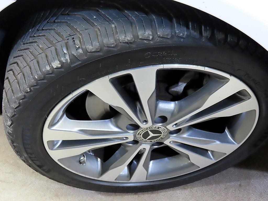 벤츠 C 클래스 C클래스 W205 C220 d 4MATIC 아방가르드 이미지 20