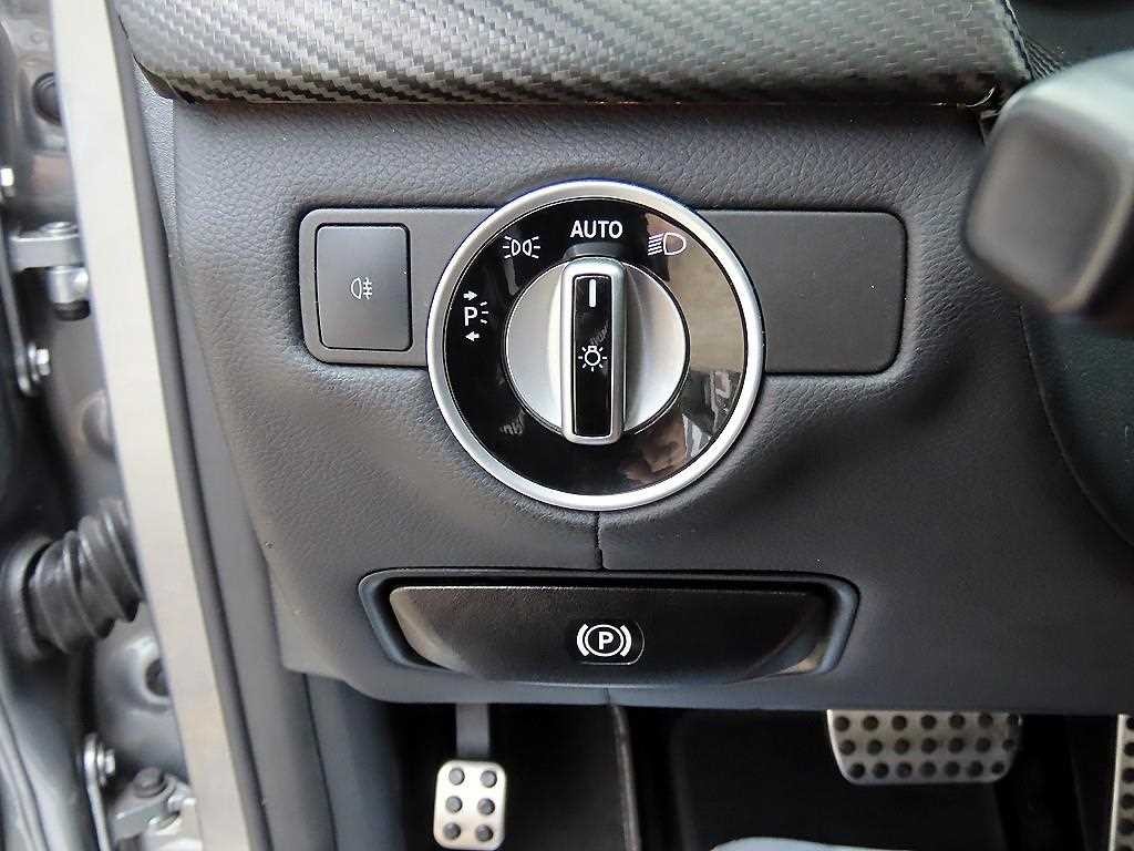 벤츠 CLS 클래스 CLS클래스 W218 CLS 63 AMG 이미지 12