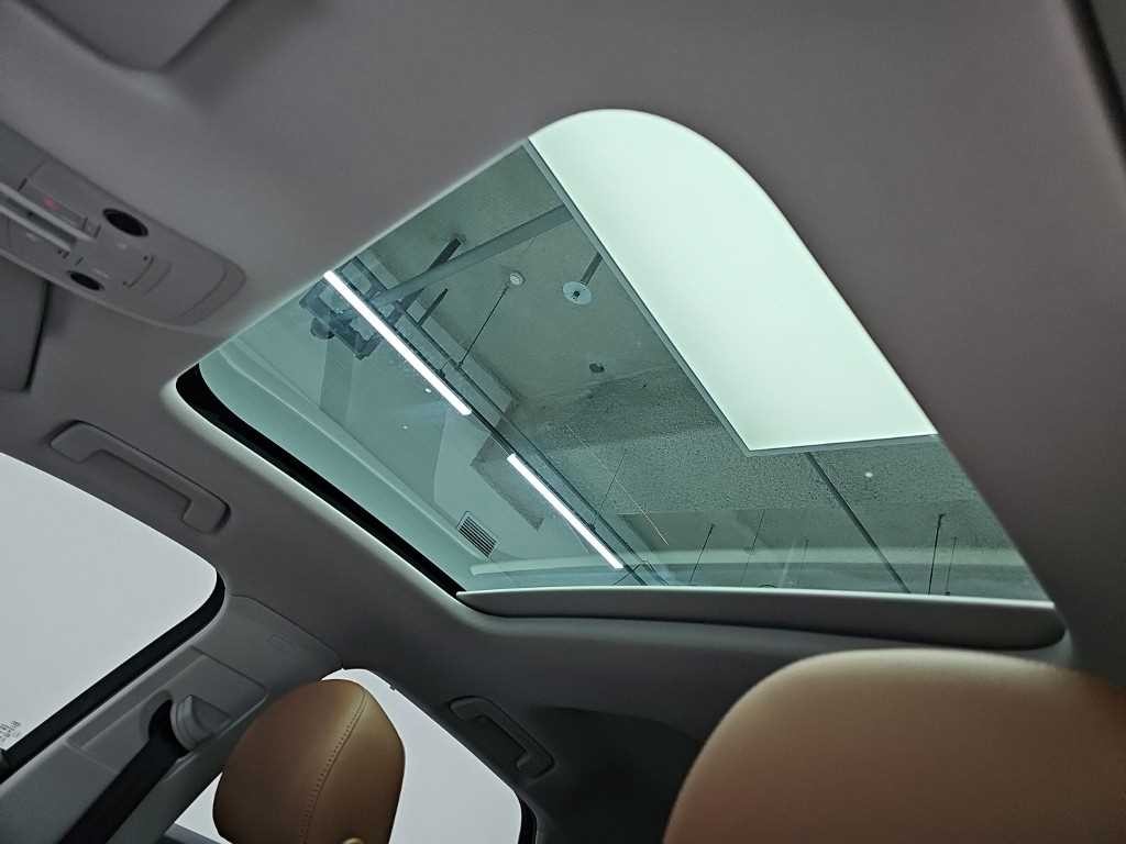 아우디 Q3 Q3 (F3) 35 TDI 스포트백 이미지 13