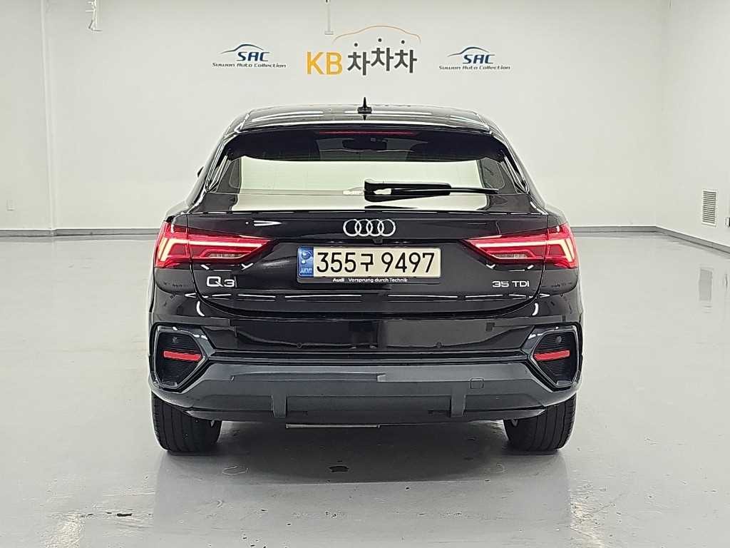아우디 Q3 Q3 (F3) 35 TDI 스포트백 이미지 3