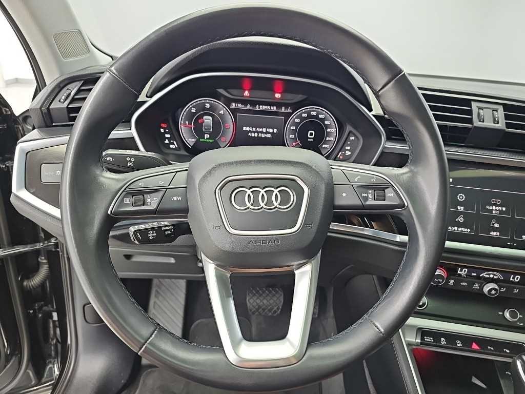 아우디 Q3 Q3 (F3) 35 TDI 스포트백 이미지 9
