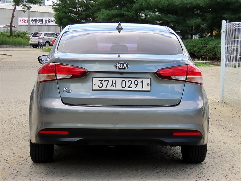 기아 K3 더뉴 K3 1.6 GDI 트렌디 이미지 4