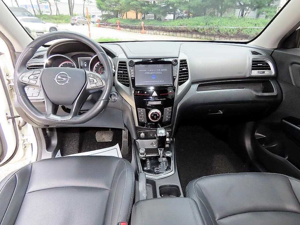 KG모빌리티(쌍용) 티볼리 티볼리 아머 2WD 가솔린 VX 이미지 7