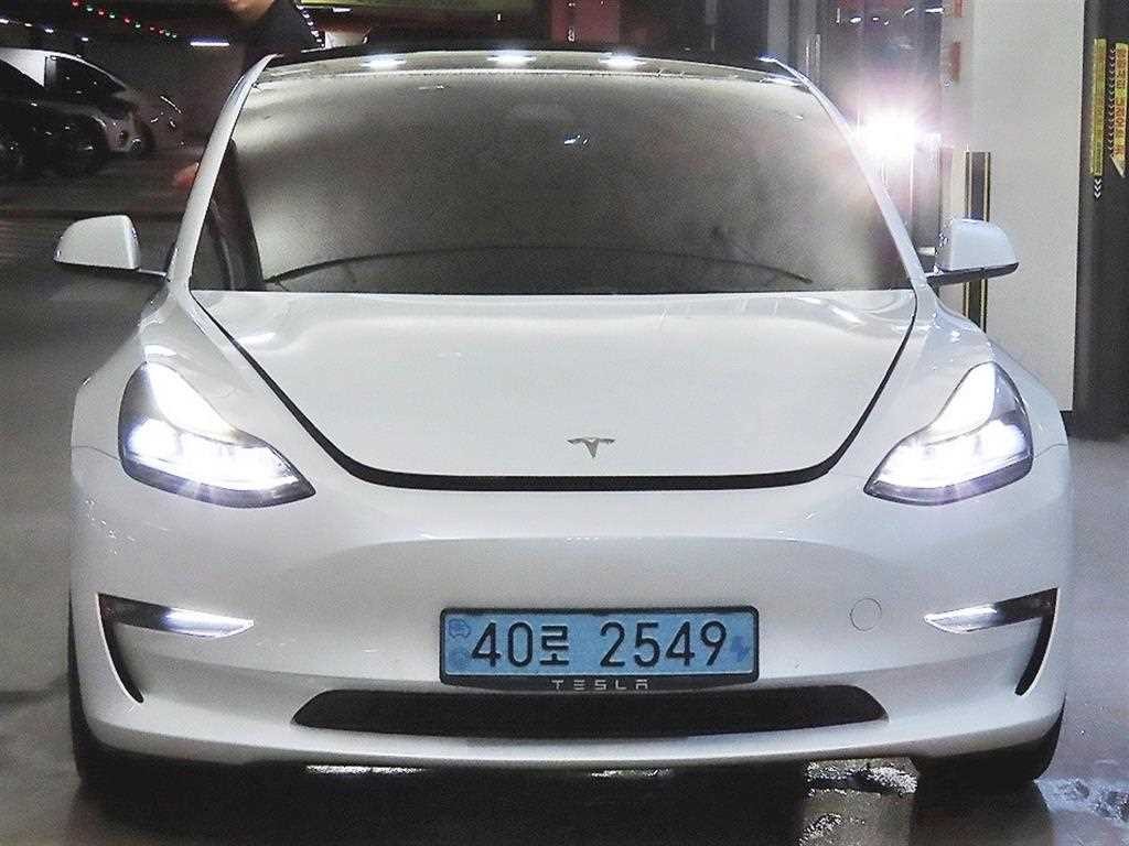 테슬라 모델 3 롱 레인지 이미지 2