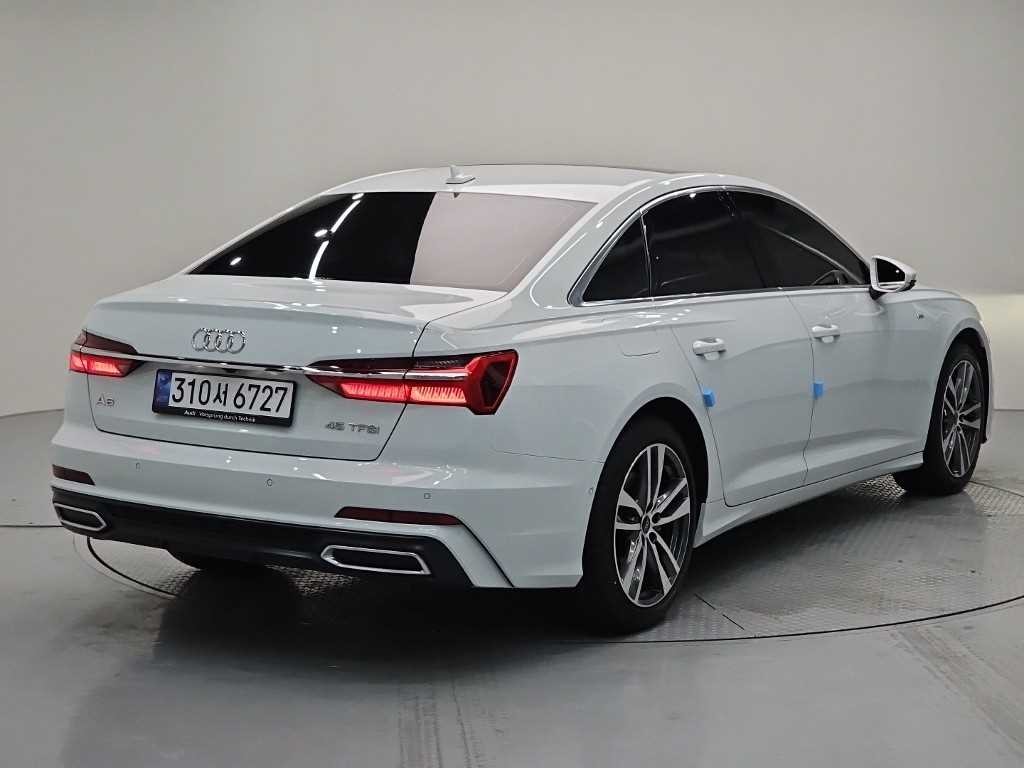 아우디 A6 A6 (C8) 45 TFSI 프리미엄 이미지 4