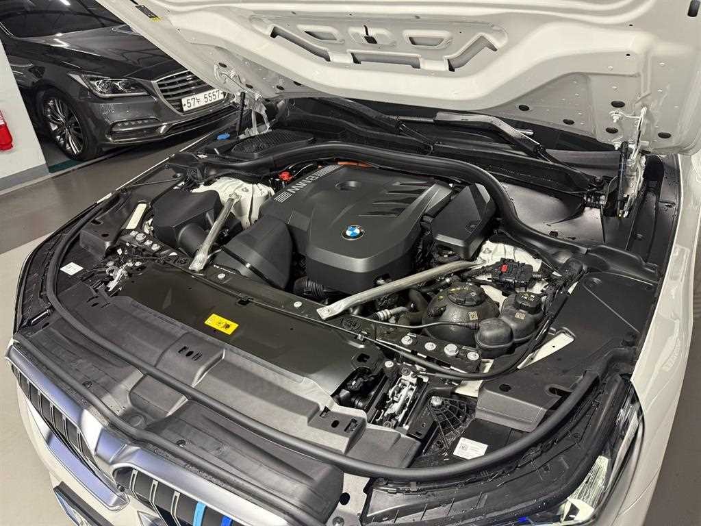 BMW 5시리즈 5시리즈 (G60) 530e 이미지 6