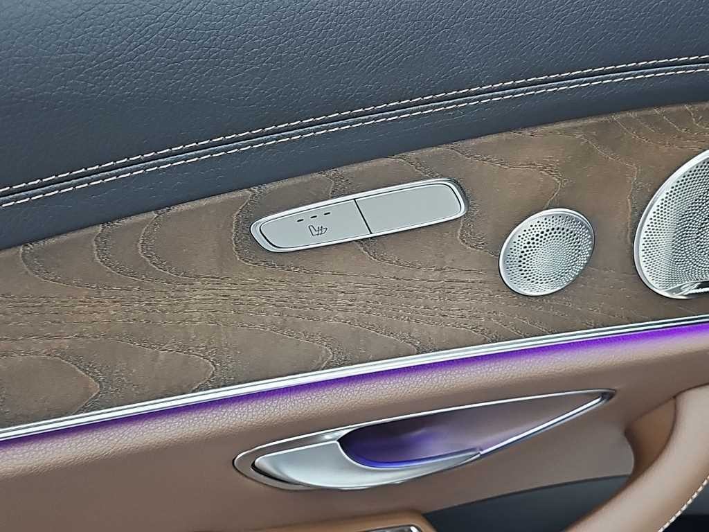 벤츠 E 클래스 E-클래스 W213 E300e 4MATIC 익스클루시브 이미지 13