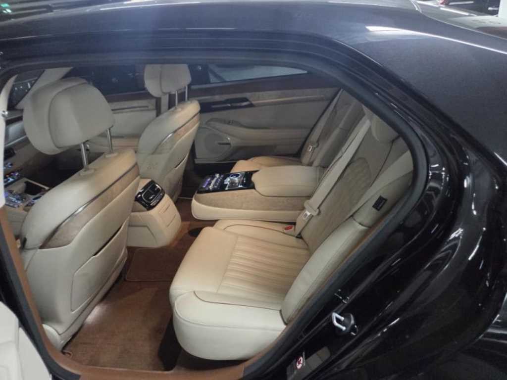 제네시스 G90 3.8 GDI AWD 럭셔리 이미지 13