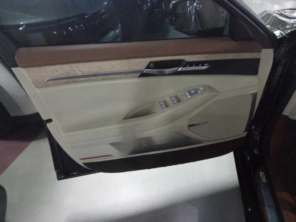 제네시스 G90 3.8 GDI AWD 럭셔리 이미지 4