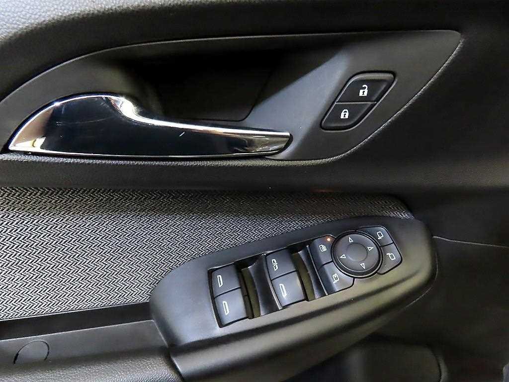 쉐보레 트레일블레이저 2WD 1.3 터보 가솔린 LS 이미지 13