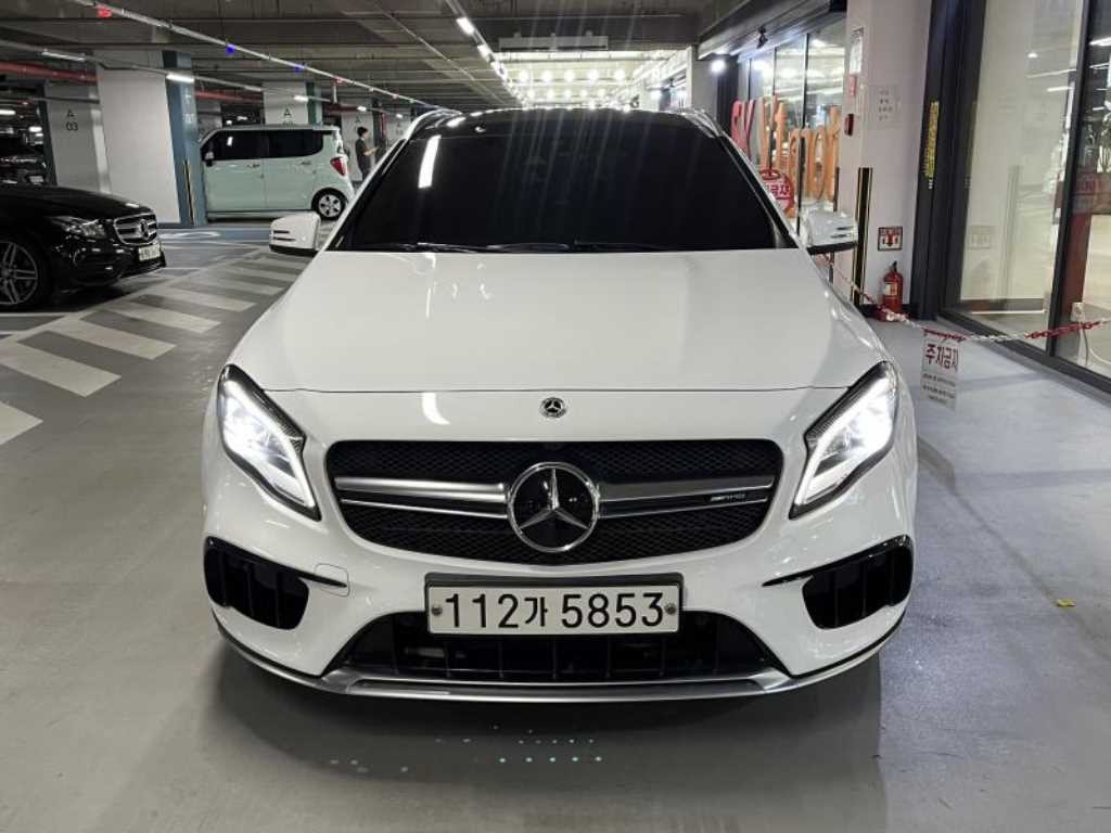 벤츠 GLA 클래스 GLA클래스 X156 GLA45 AMG 4MATIC 이미지 2