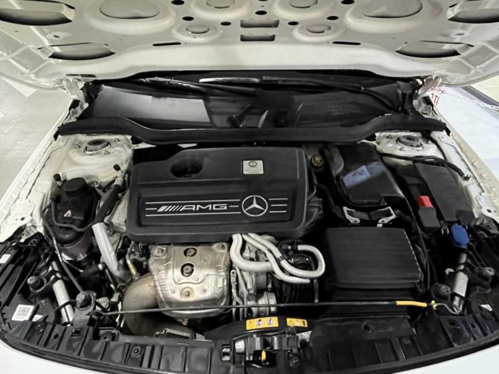 벤츠 GLA 클래스 GLA클래스 X156 GLA45 AMG 4MATIC 이미지 20