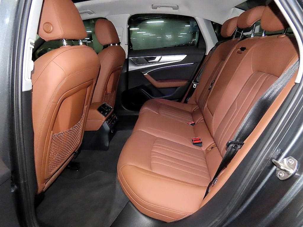 아우디 A6 A6 (C8) 45 TFSI 콰트로 이미지 8