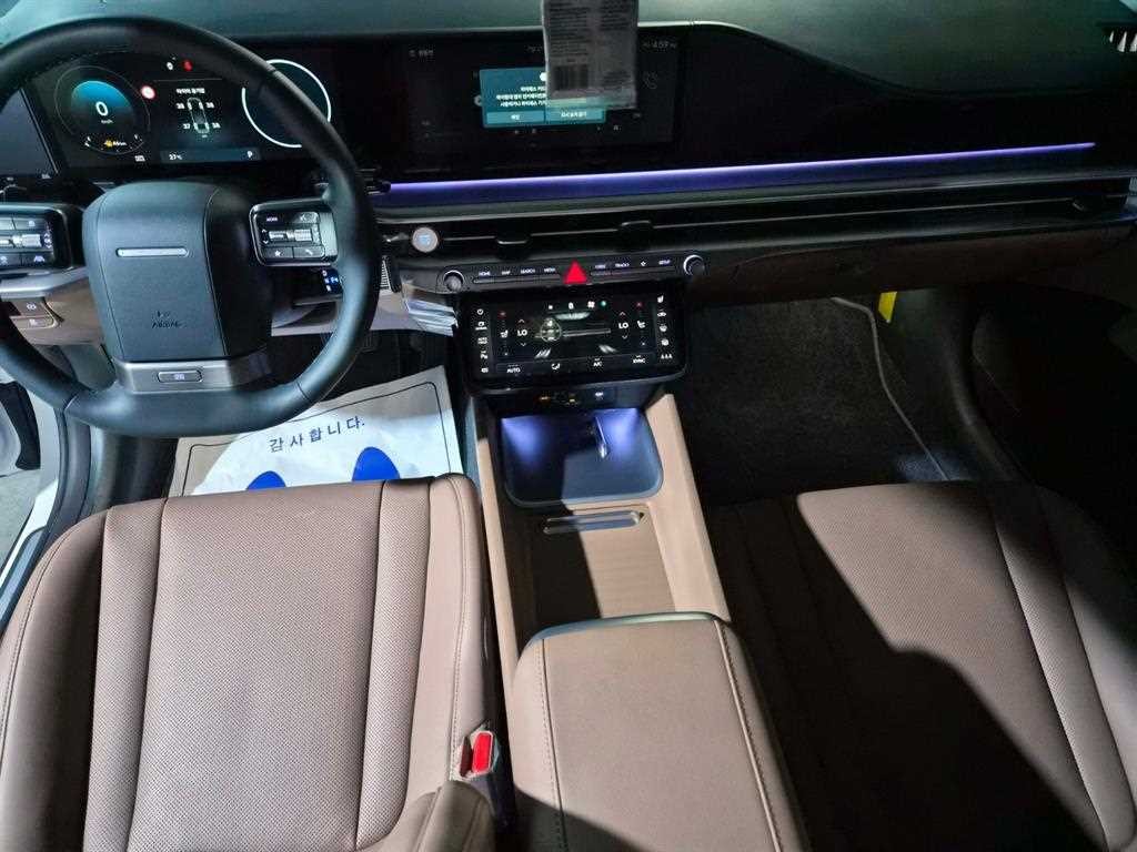 현대 그랜저 그랜저 (GN7) 가솔린 2.5 2WD 프리미엄 이미지 10