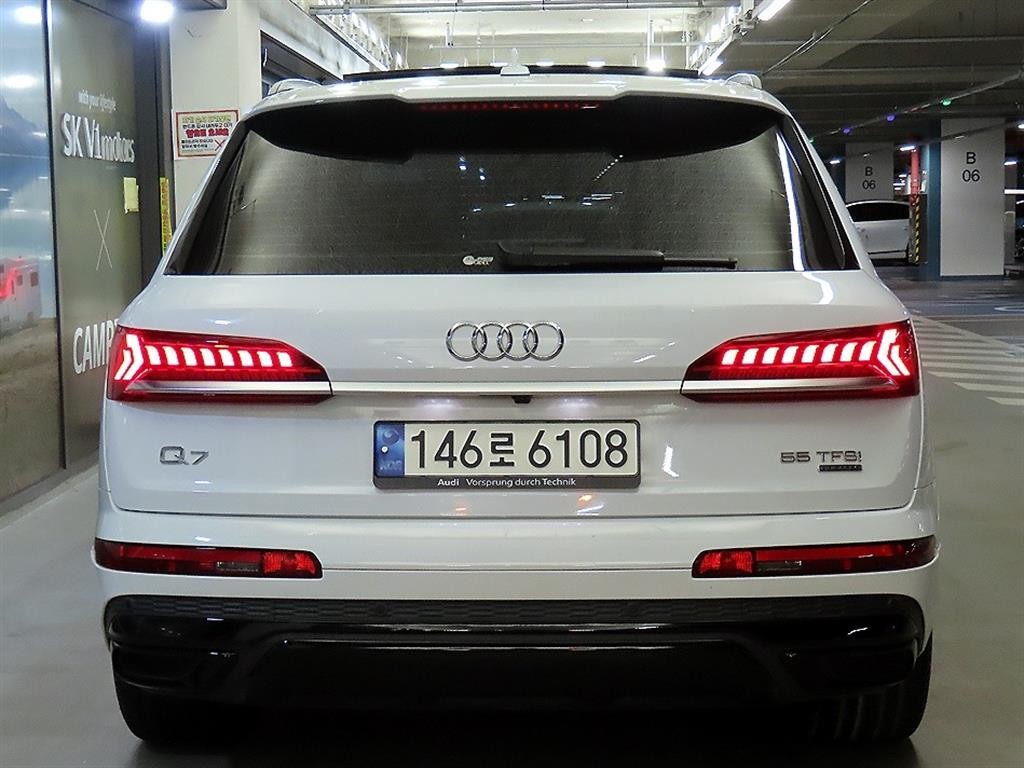 아우디 Q7 Q7 (4M) 55 TFSI 콰트로 프리미엄 이미지 5