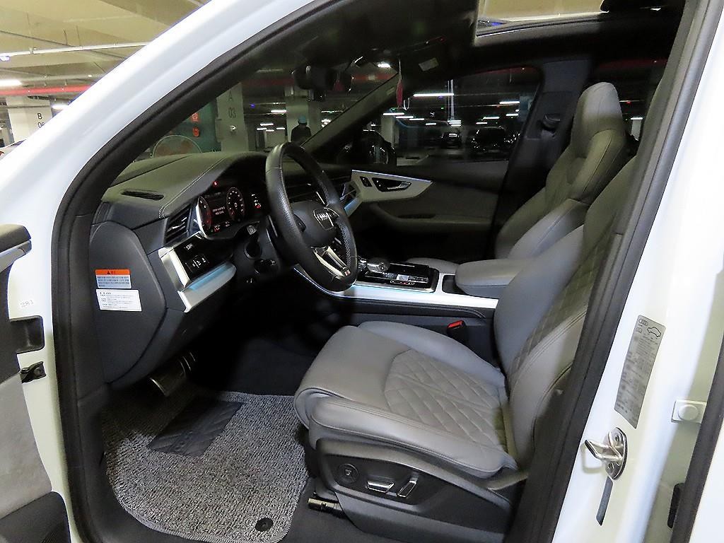아우디 Q7 Q7 (4M) 55 TFSI 콰트로 프리미엄 이미지 6
