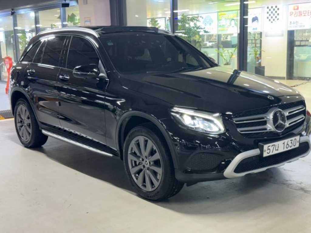 벤츠 GLC 클래스 GLC클래스 X253 GLC 350 e 4MATIC 이미지 2