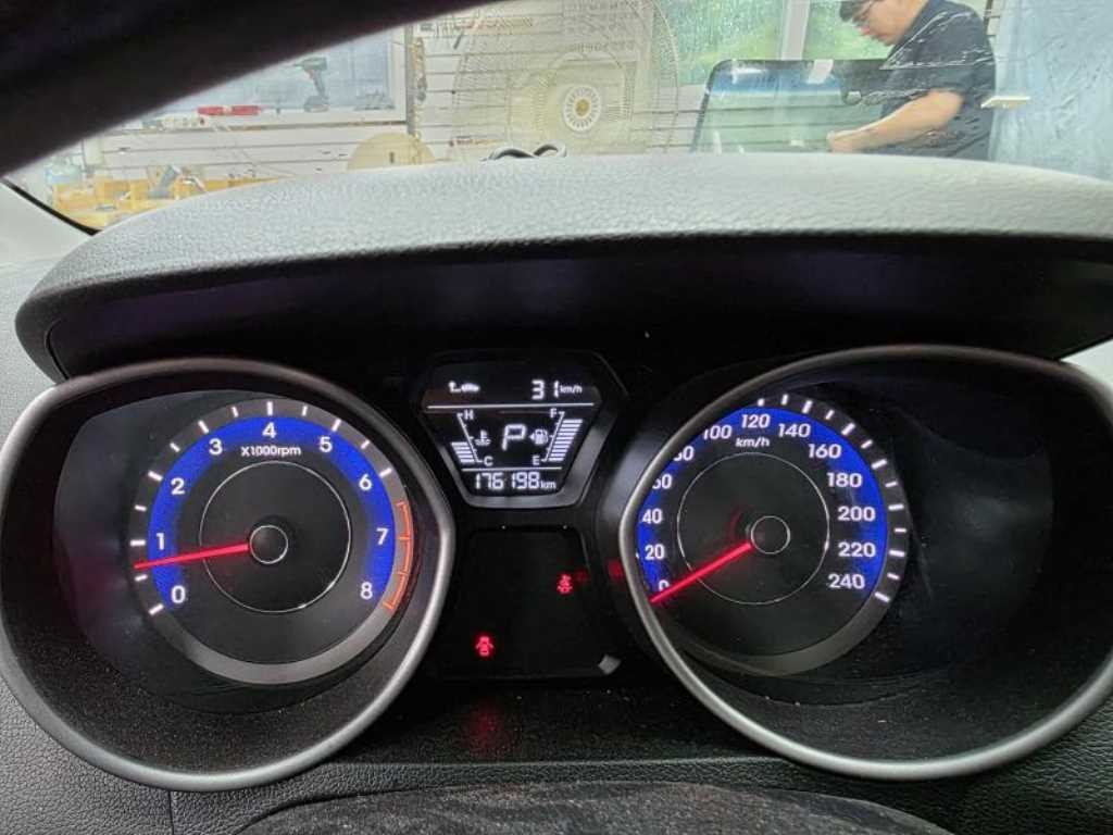 현대 아반떼 더 뉴 아반떼 1.6 LPI 스마트 이미지 18