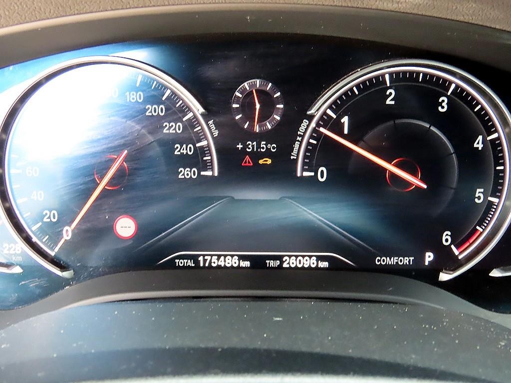 BMW 5시리즈 5시리즈 (G30) 530d M 스포츠 이미지 9