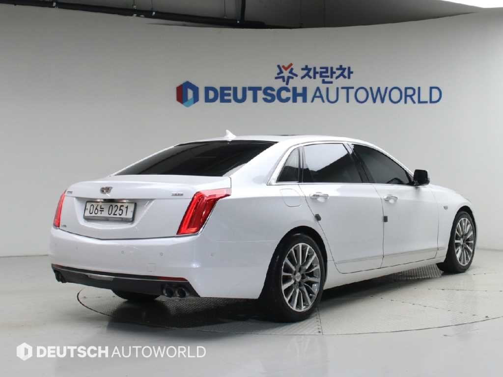 캐딜락 CT6 3.6 프리미엄 AWD 이미지 2