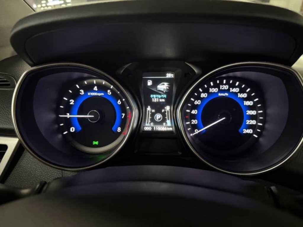 현대 i30 뉴 i30 1.6 GDI PYL 이미지 9