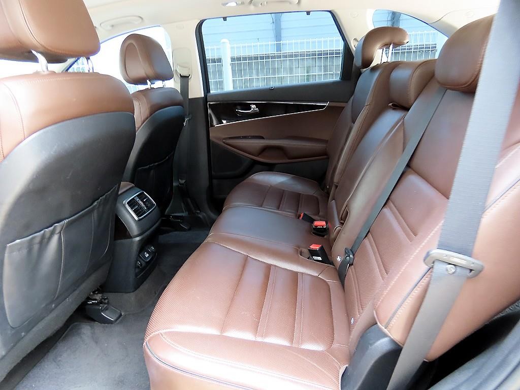 기아 쏘렌토 올 뉴 쏘렌토 디젤 2WD 2.0 노블레스 스페셜 이미지 6