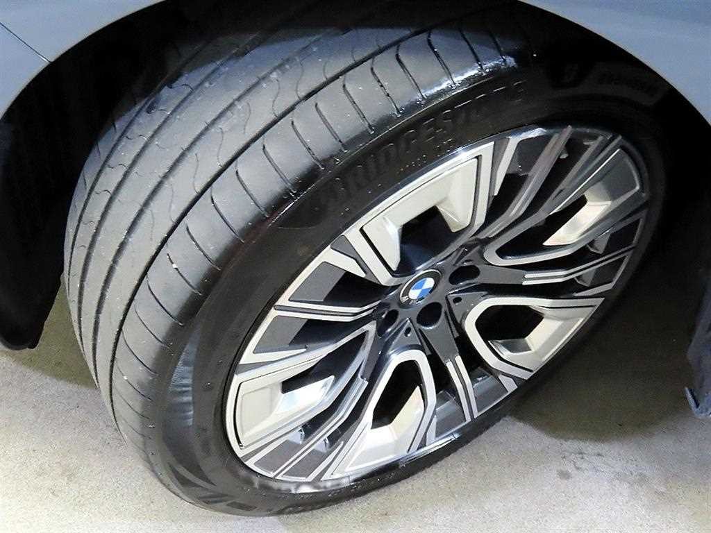 BMW 7시리즈 7시리즈 (G70) 740i sDrive 디자인퓨어 엑셀런스 이미지 20