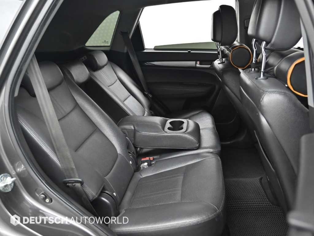 기아 쏘렌토 뉴 쏘렌토 R 2WD 2.0 프레스티지 이미지 12