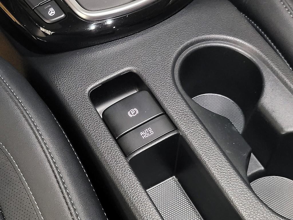 기아 셀토스 더 뉴 셀토스 가솔린 1.6 터보 4WD 프레스티지 이미지 17