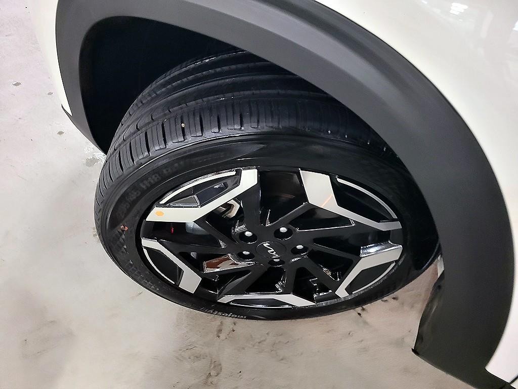 기아 셀토스 더 뉴 셀토스 가솔린 1.6 터보 4WD 프레스티지 이미지 20