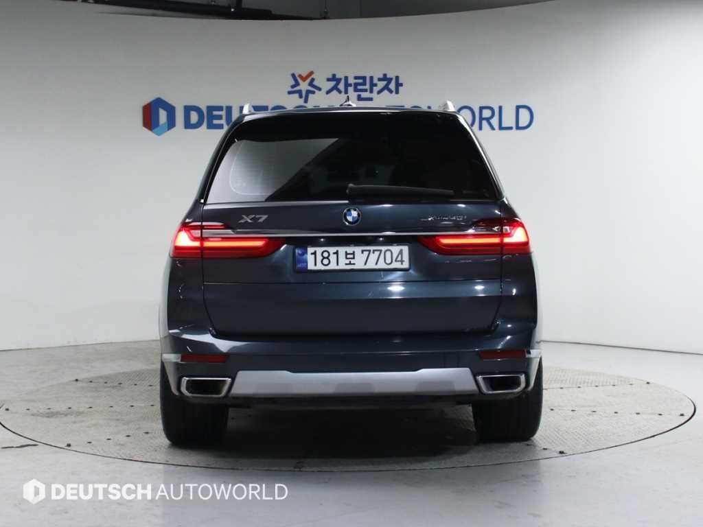 BMW X7 X7 (G07) xDrive 40i 디자인 퓨어 엑셀런스 6인승 이미지 3