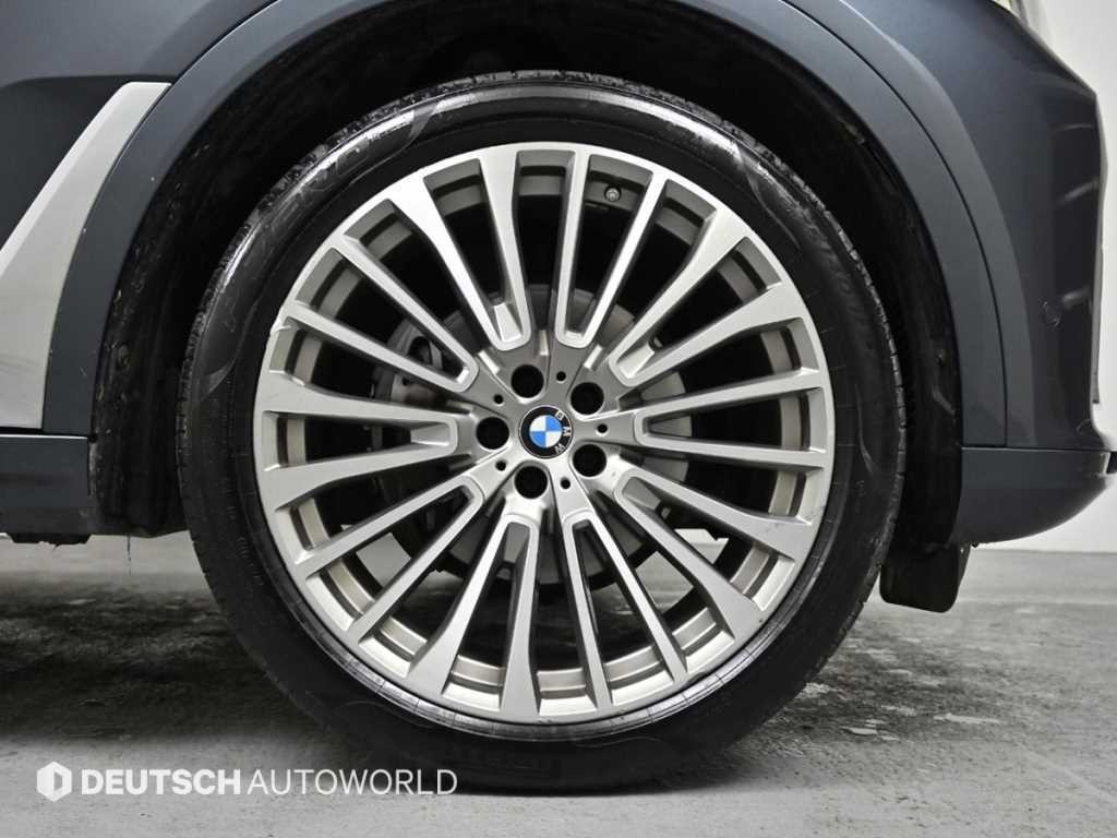 BMW X7 X7 (G07) xDrive 40i 디자인 퓨어 엑셀런스 6인승 이미지 6