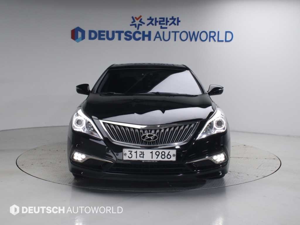 현대 그랜저 그랜저 HG HG300 PREMIUM 컬렉션 이미지 3