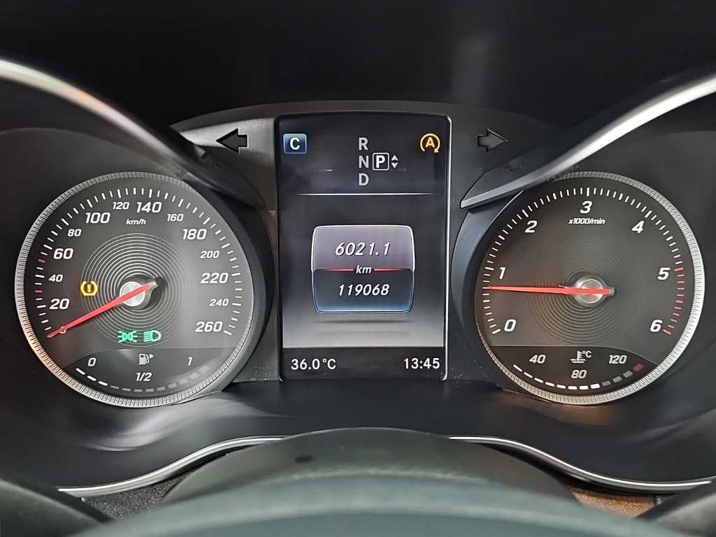 벤츠 C 클래스 C클래스 W205 C220 블루텍 아방가르드 이미지 6