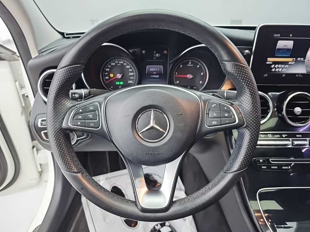 벤츠 C 클래스 C클래스 W205 C220 블루텍 아방가르드 이미지 9