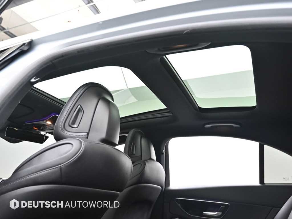 벤츠 C 클래스 C클래스 W206 C300 4MATIC AMG 라인 이미지 18