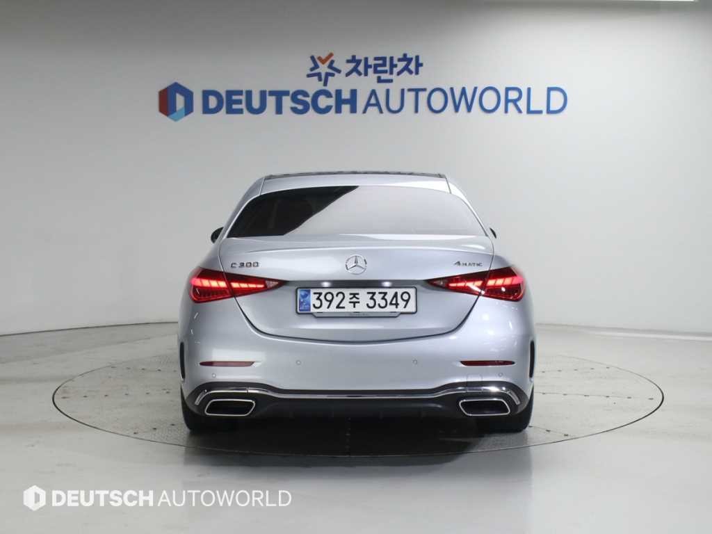 벤츠 C 클래스 C클래스 W206 C300 4MATIC AMG 라인 이미지 4