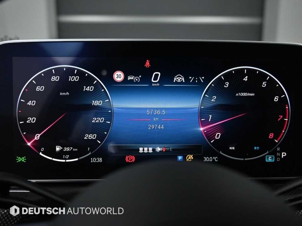 벤츠 C 클래스 C클래스 W206 C300 4MATIC AMG 라인 이미지 8