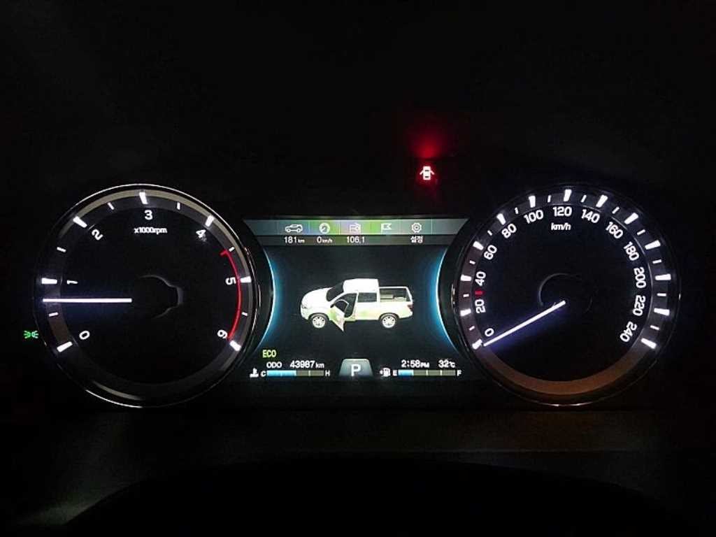 KG모빌리티(쌍용) 렉스턴 렉스턴 스포츠 칸 디젤 2.2 4WD 5링크 다이나믹 에디션 이미지 12