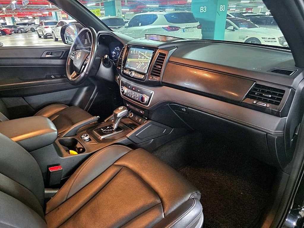 KG모빌리티(쌍용) 렉스턴 렉스턴 스포츠 칸 디젤 2.2 4WD 5링크 다이나믹 에디션 이미지 15