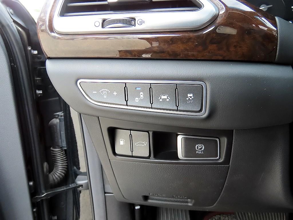 제네시스 EQ900 3.8 GDI AWD 프리미엄 럭셔리 이미지 12