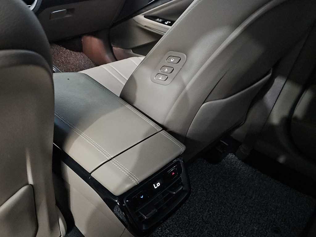 기아 K8 2.5 2WD 노블레스 이미지 14