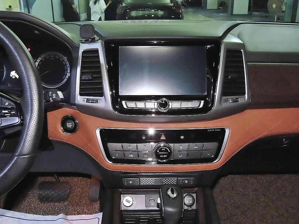 KG모빌리티(쌍용) 렉스턴 G4렉스턴 디젤 2.2 4WD 헤리티지 이미지 11
