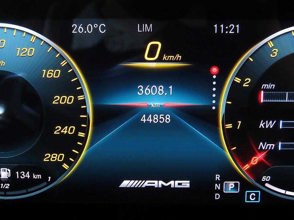벤츠 A 클래스 A클래스 W177 AMG A35 4MATIC 세단 이미지 9