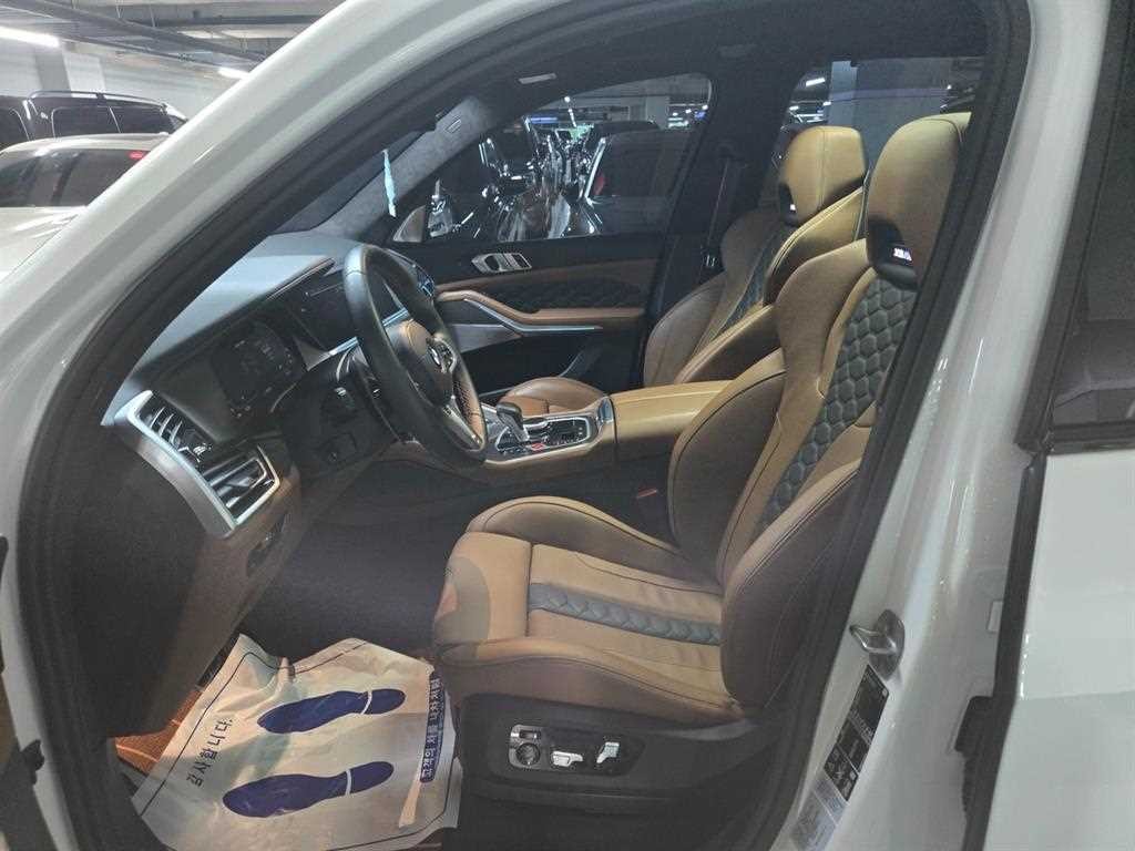 BMW X5M X5M (F95) 4.4 컴페티션 이미지 5