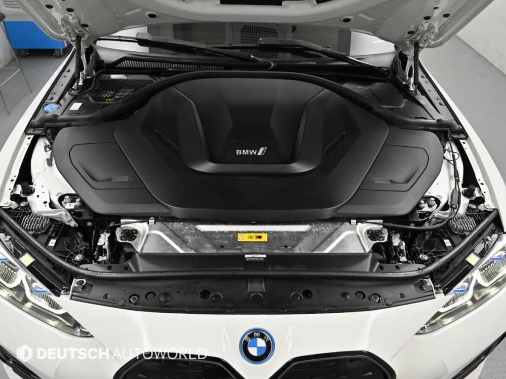 BMW i4 eDrive 40 M 스포츠 프로 이미지 6