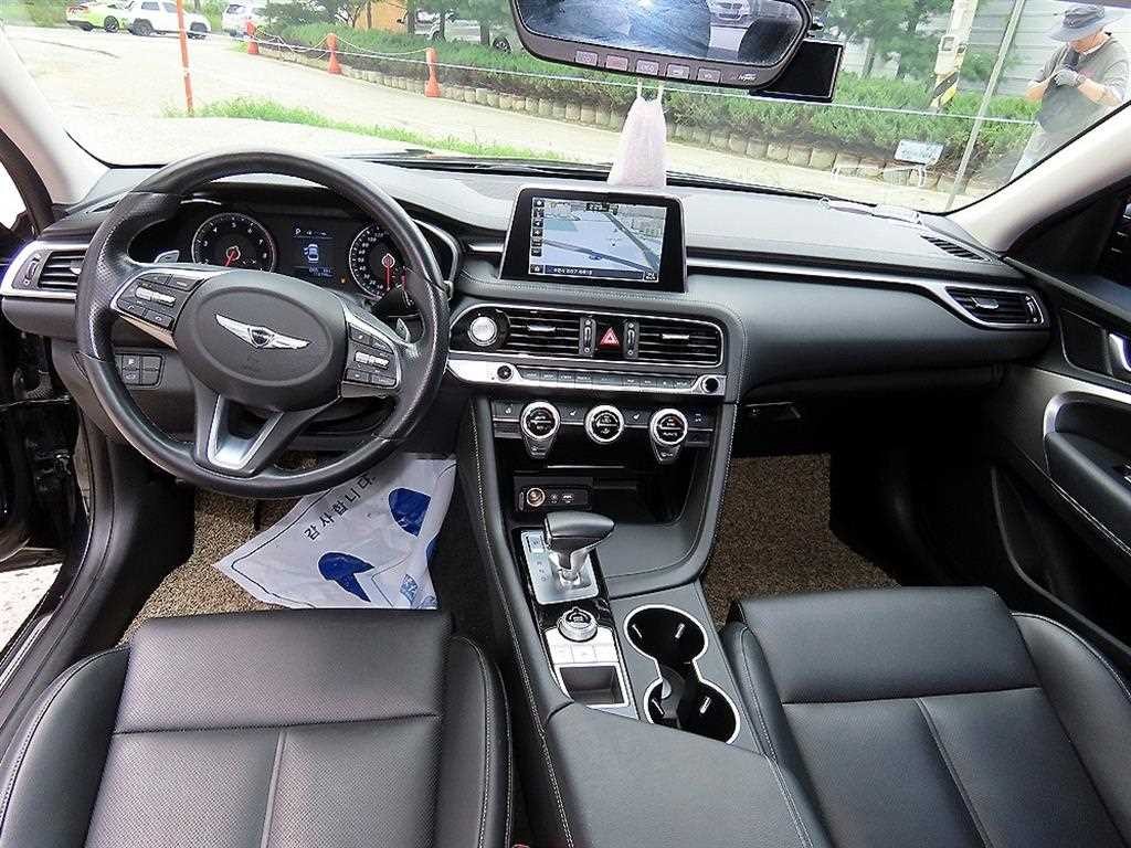 제네시스 G70 2.0T 어드밴스드 이미지 7